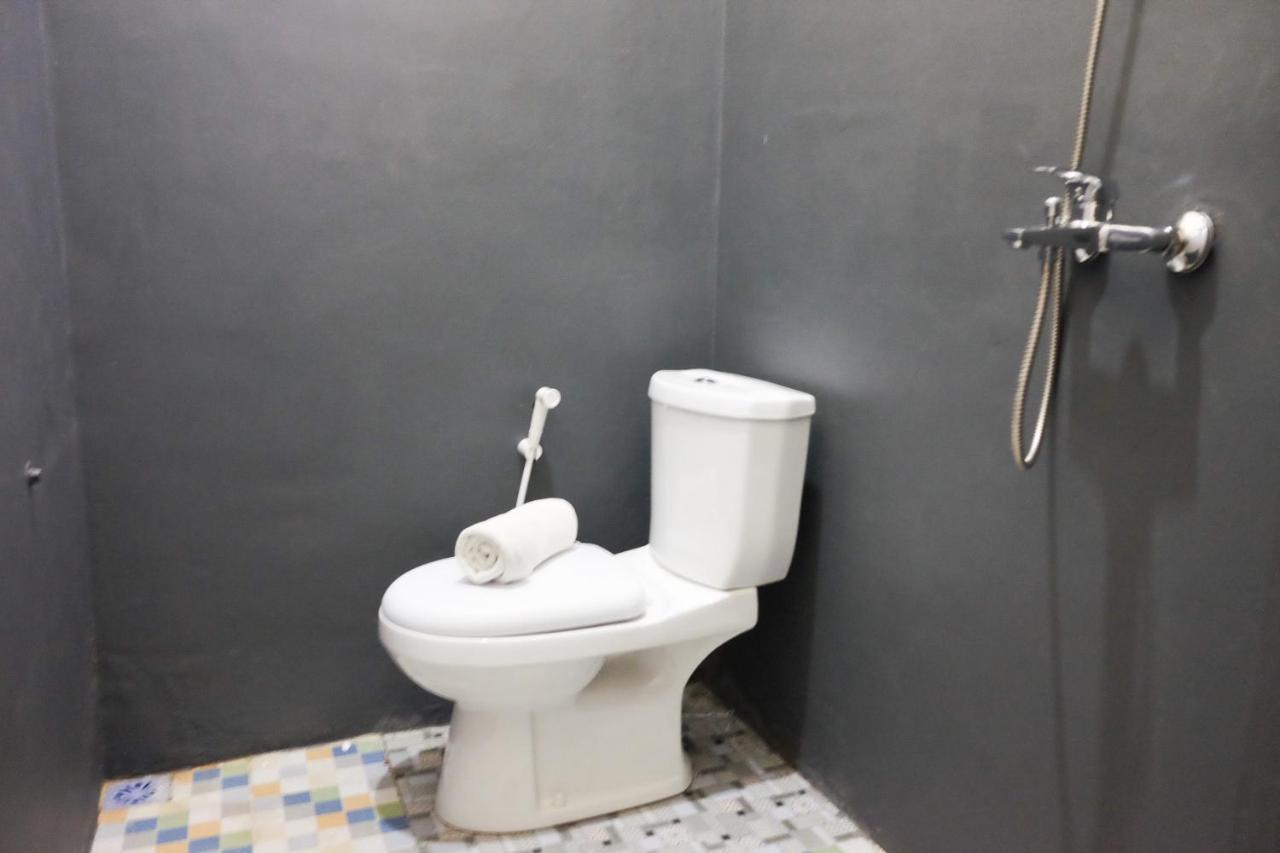 Hotel Reddoorz Syariah Near Exit Tol Pemalang Comal 2 Extérieur photo