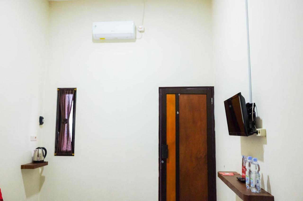 Hotel Reddoorz Syariah Near Exit Tol Pemalang Comal 2 Extérieur photo