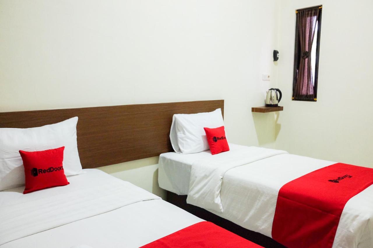 Hotel Reddoorz Syariah Near Exit Tol Pemalang Comal 2 Extérieur photo