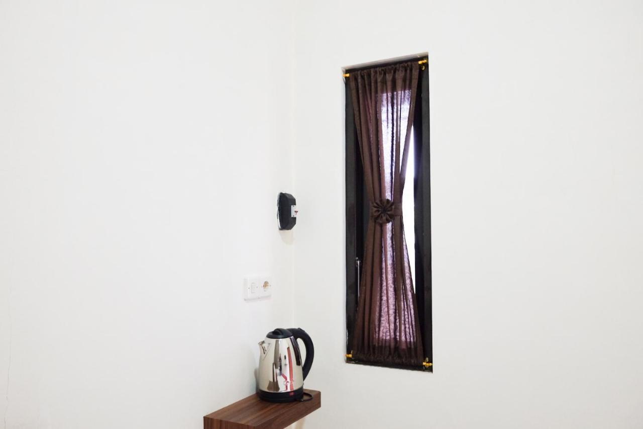 Hotel Reddoorz Syariah Near Exit Tol Pemalang Comal 2 Extérieur photo