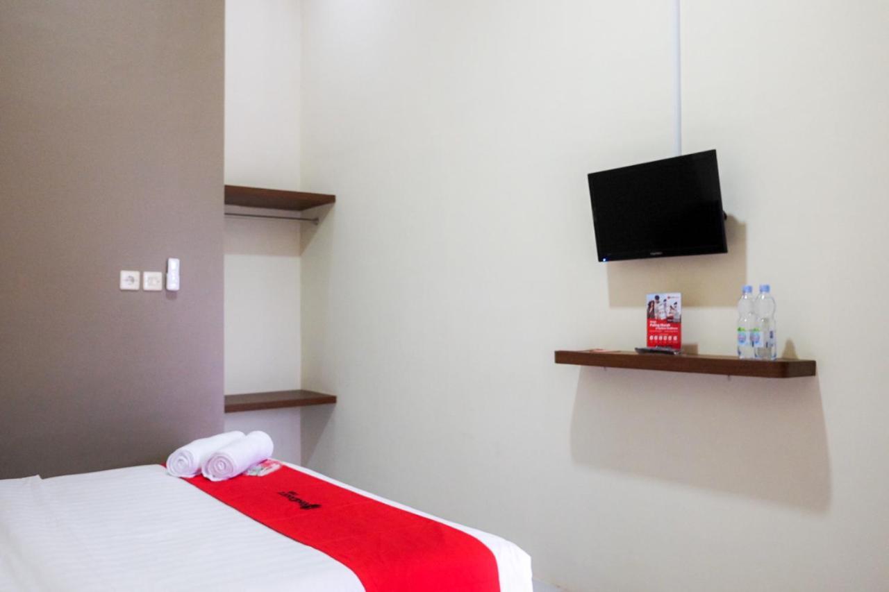Hotel Reddoorz Syariah Near Exit Tol Pemalang Comal 2 Extérieur photo