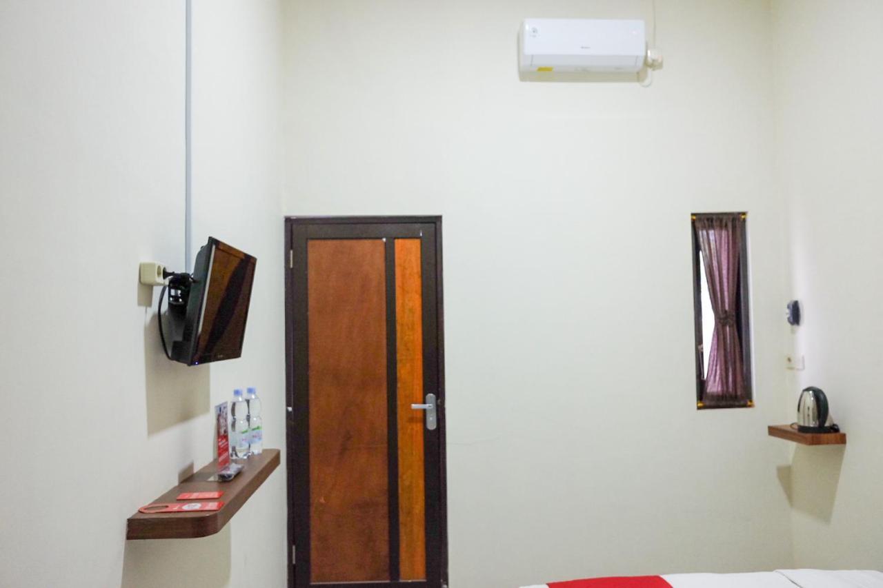 Hotel Reddoorz Syariah Near Exit Tol Pemalang Comal 2 Extérieur photo